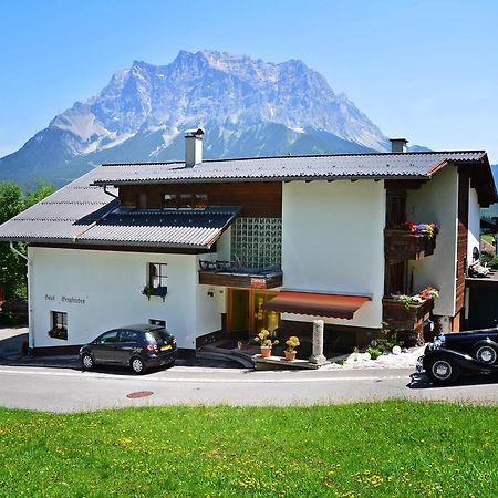 Haus Bergfrieden 호텔 레르모스 외부 사진
